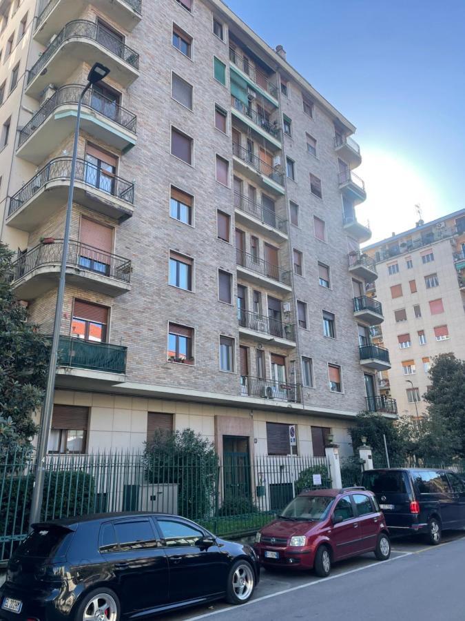 Appartamento Bilocale Metro 4 Blu Frattini - Airport Linate Milano Esterno foto